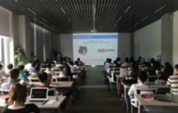 有道发布智云平台布局AI服务 腕语受邀分享机器翻译应用